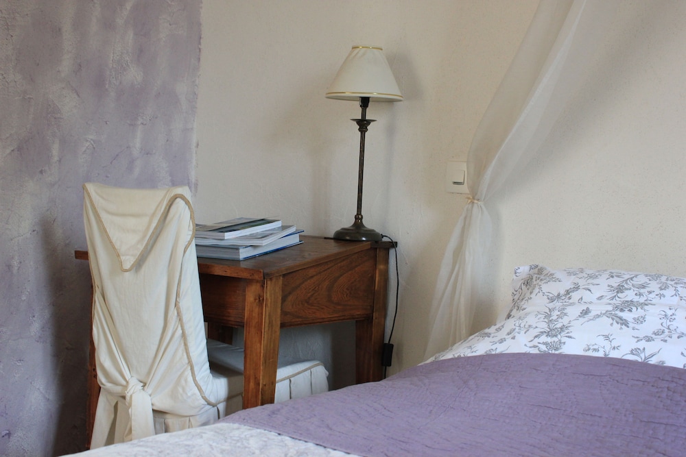 Romantic Double Room, 1 Queen Bed, Park View photo 2