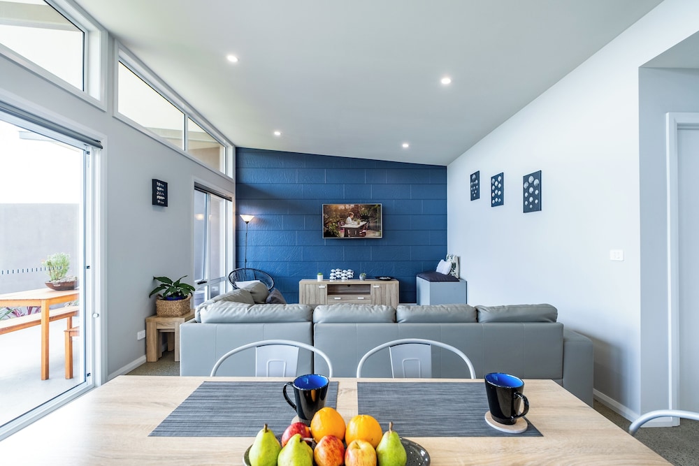Premium House photo 3