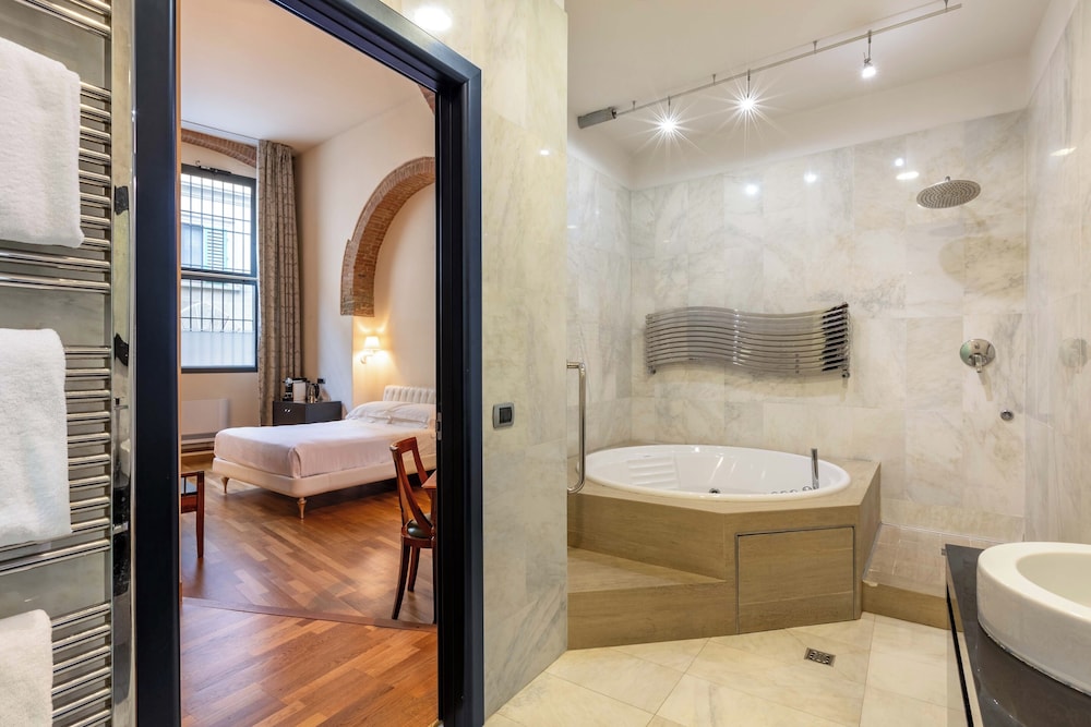 Junior Suite - Photo 14