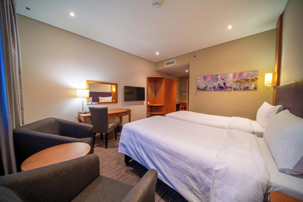 Twin Room, Non Smoking photo 3
