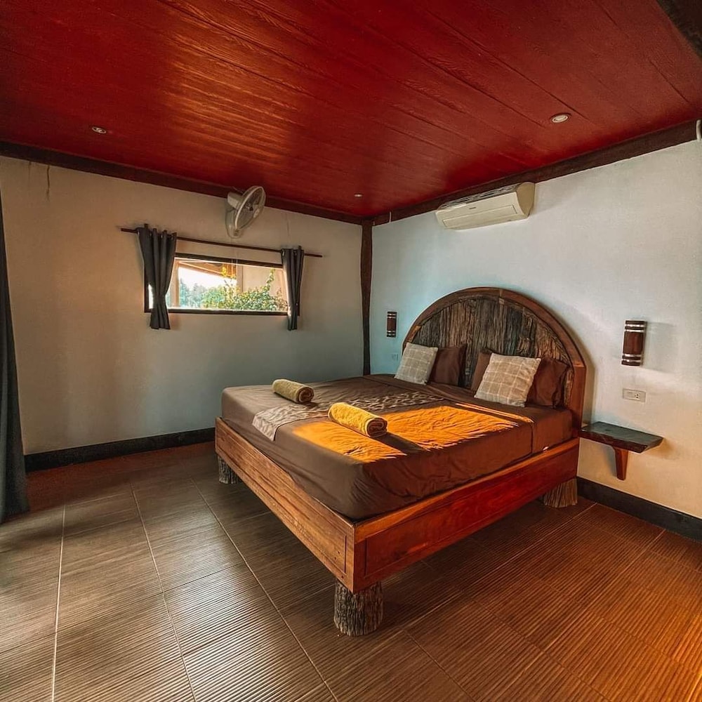 Deluxe Cabin photo 1