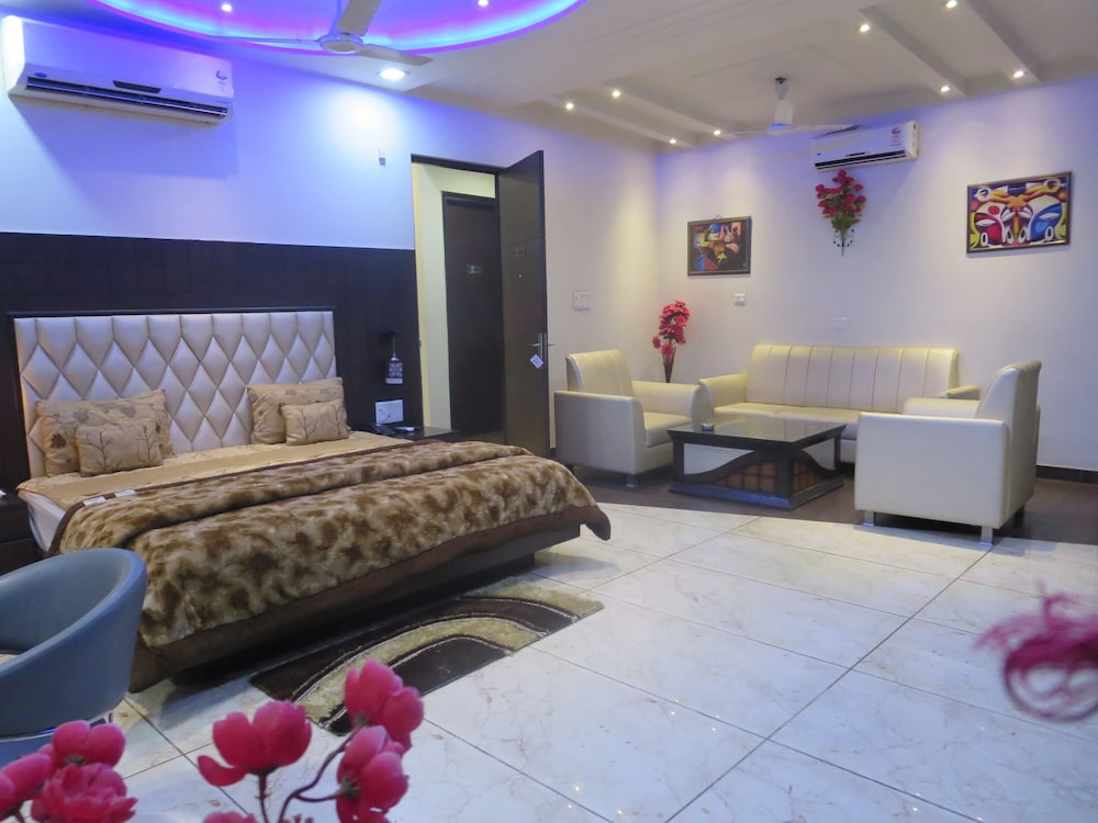 Executive Room photo 3