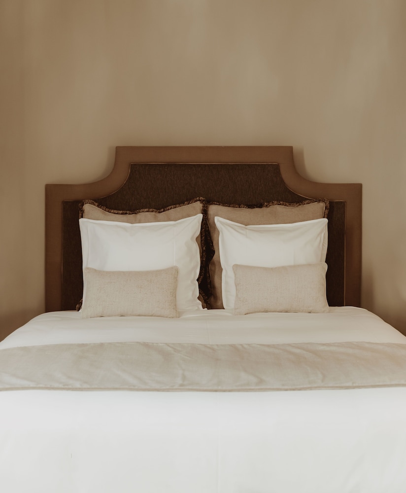 Royal Suite, 1 King Bed photo 3