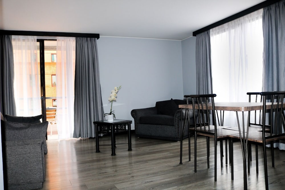 Superior Apartment, 2 Twin Beds - Photo 6