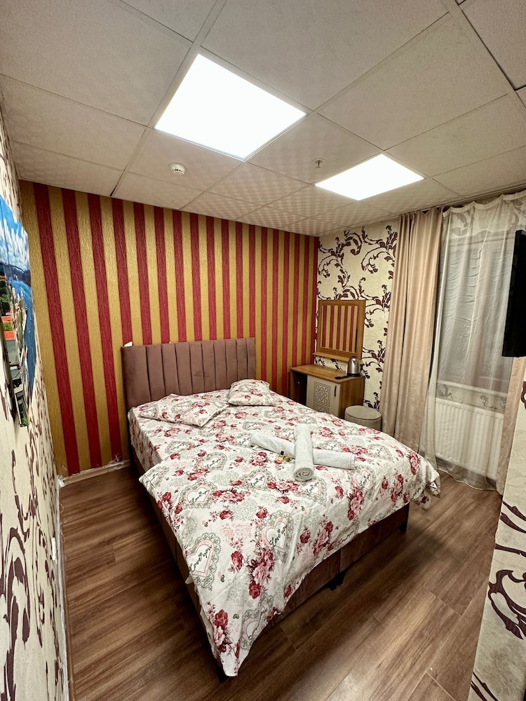 Comfort Apartment photo 1