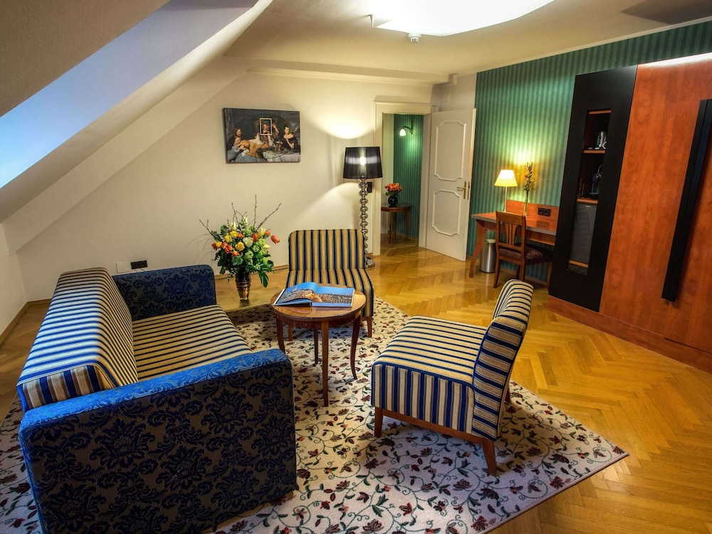 Suite, 1 Double Bed (Bidermeier) photo 2