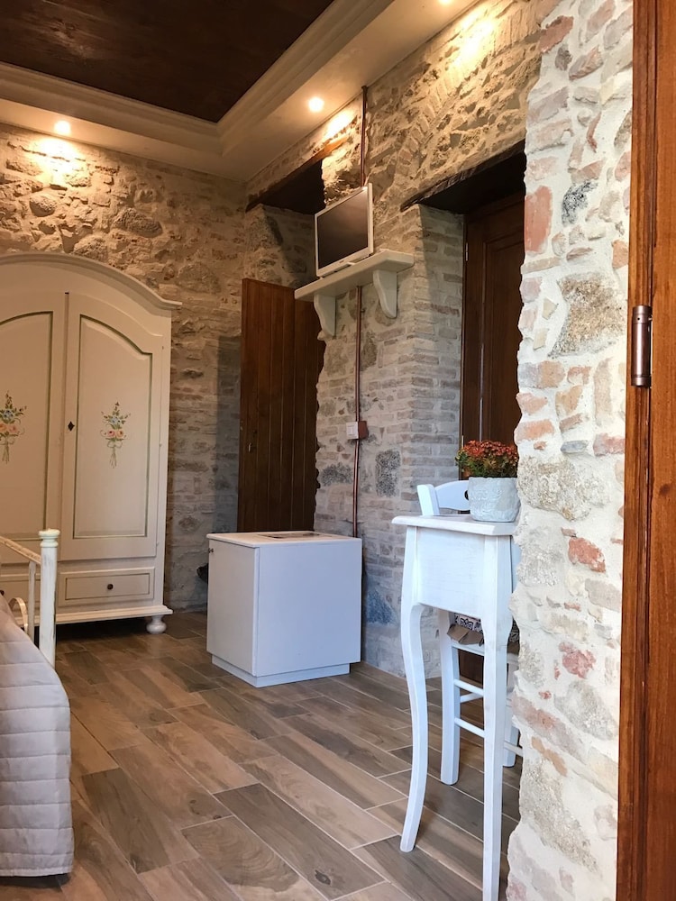 Luxury Triple Room, Multiple Beds, Non Smoking photo 3
