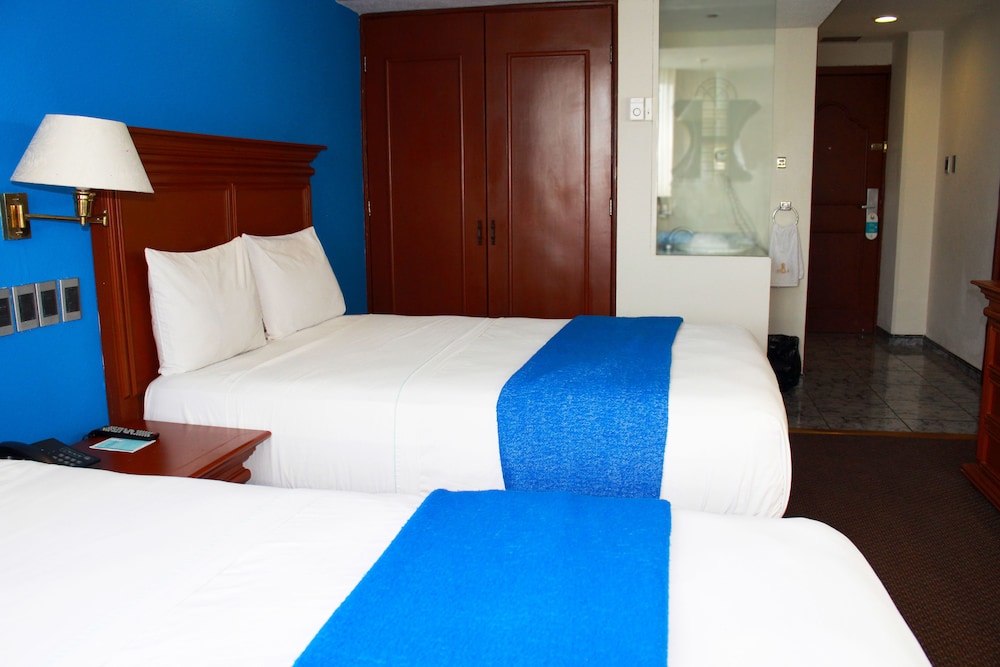 Standard Double Room - Photo 3
