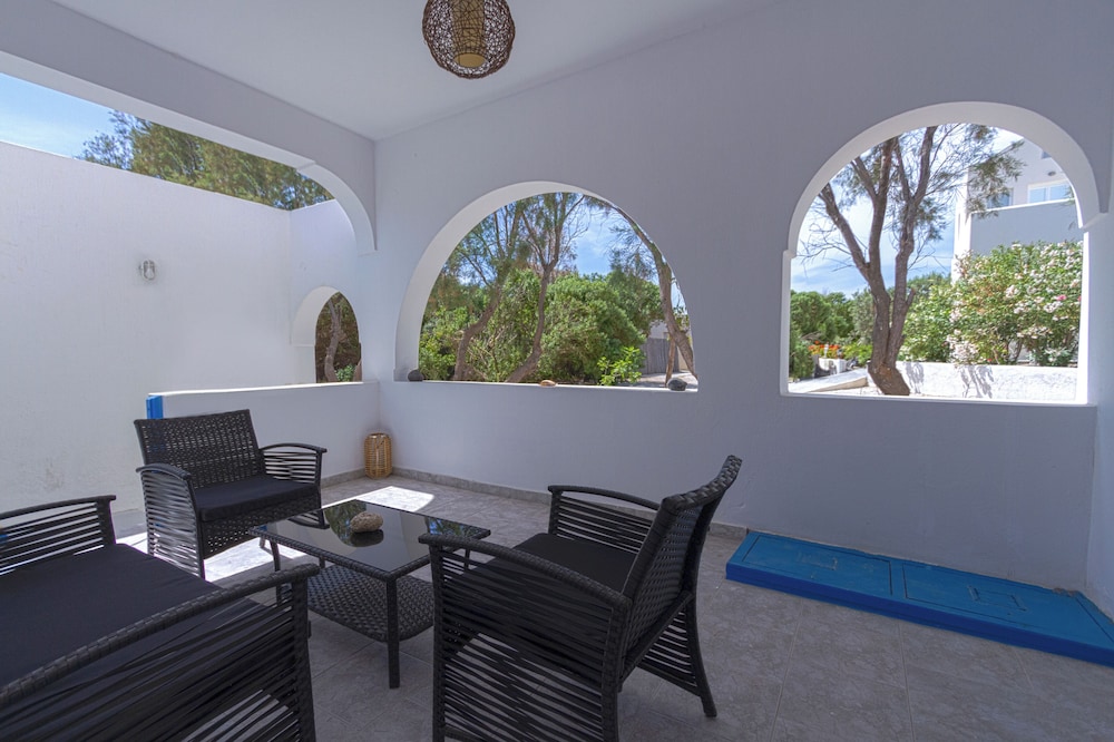 Traditional House with Private Plunge Pool - Photo 6