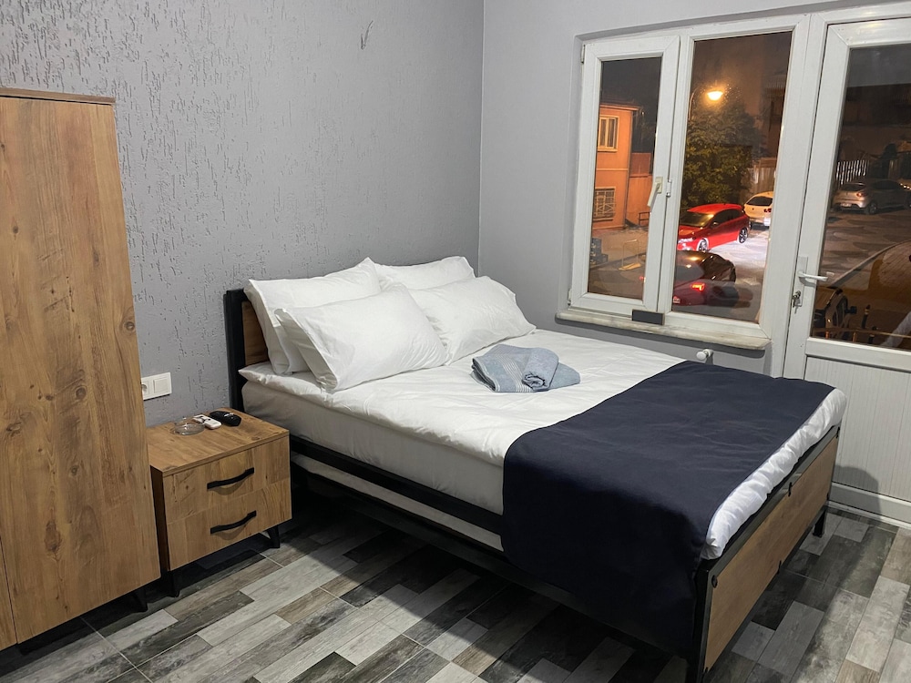 Classic Double Room, City View photo 3