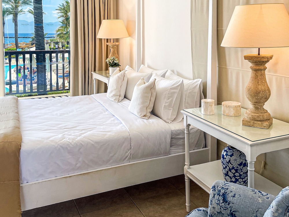 Luxury Family Suite (4 adults) - Photo 2