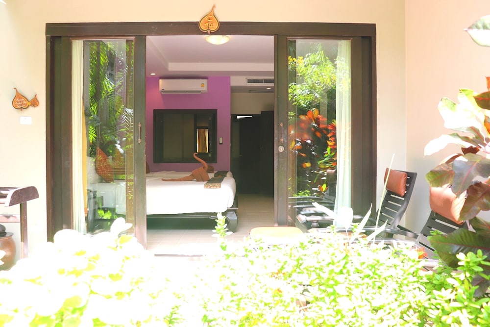Superior Triple Room, Garden View - Photo 12
