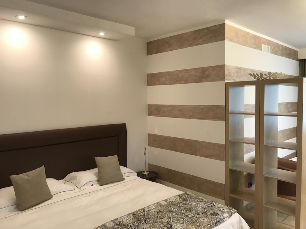 Suite (Mezzogiorno)