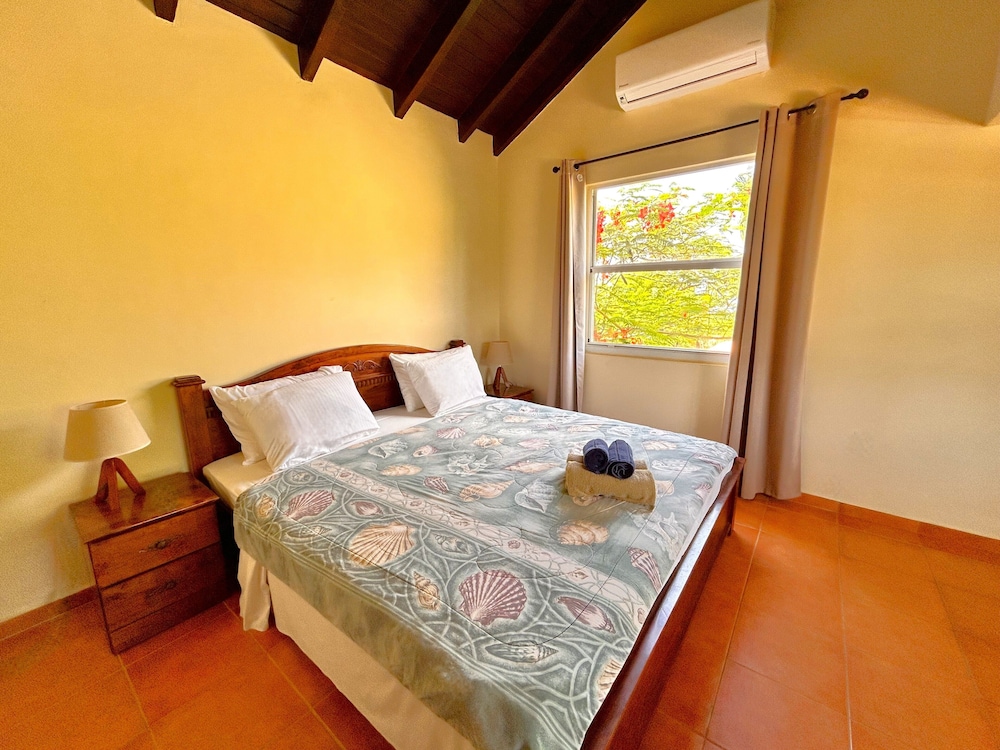 Bungalow, 3 bedrooms, Garden view photo 3