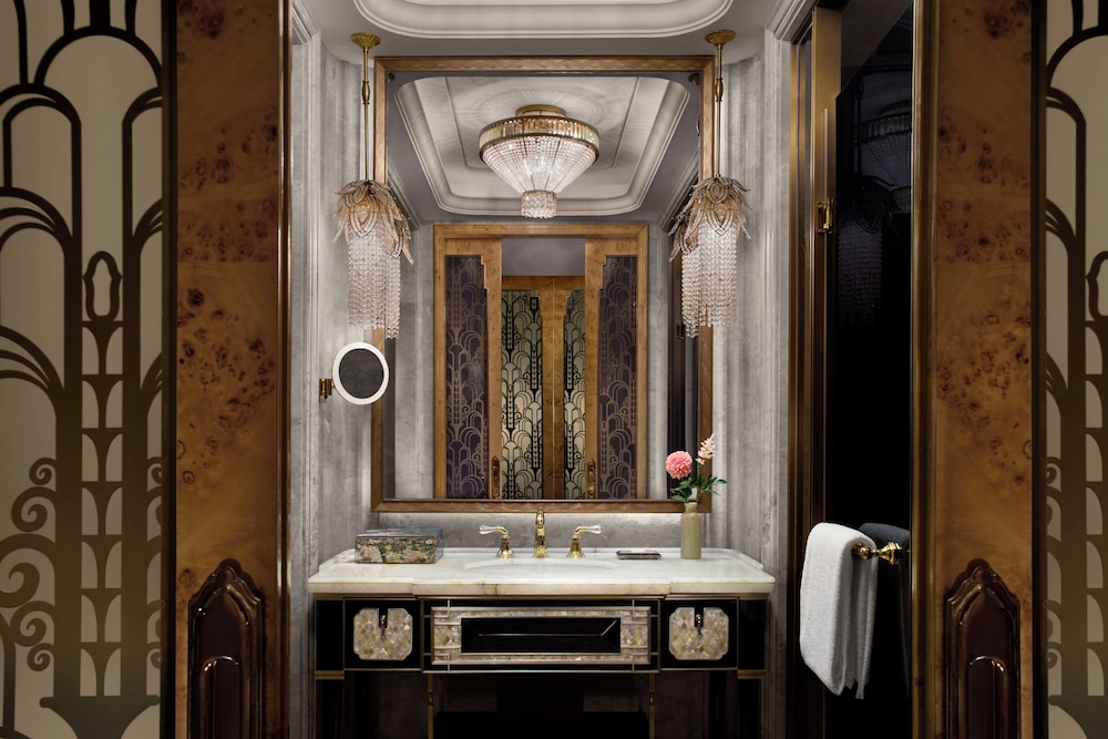 Deluxe Room - Photo 2