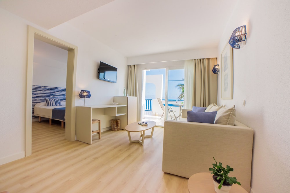 Suite Junior, 1 Habitación, Balcón, Vista al Mar (3 Adultos)