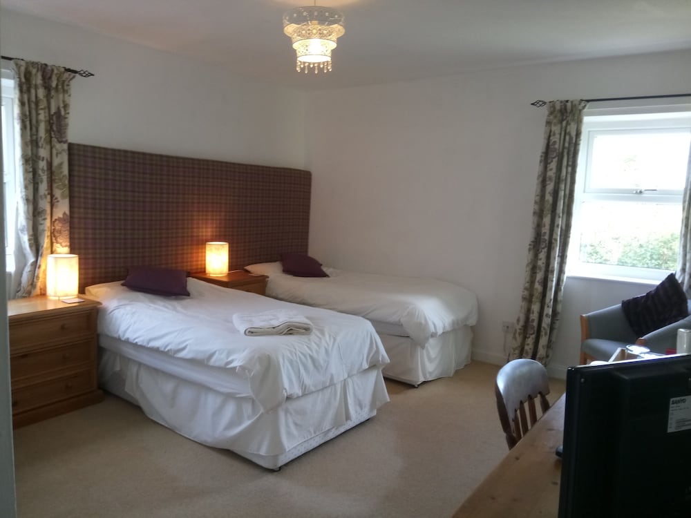 Double or Twin Room, Ensuite (Lilac Room) photo 1