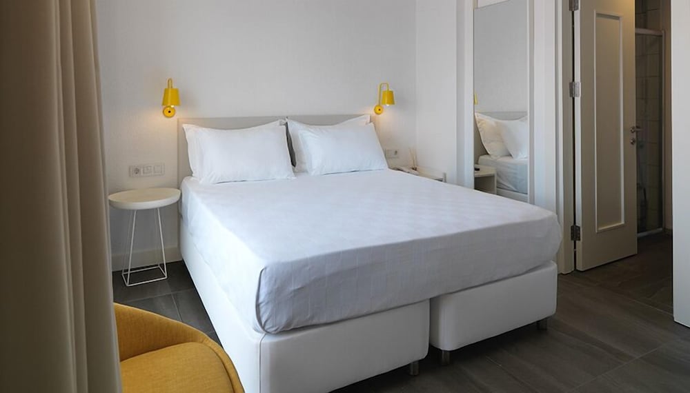 Standard Double Room photo 3