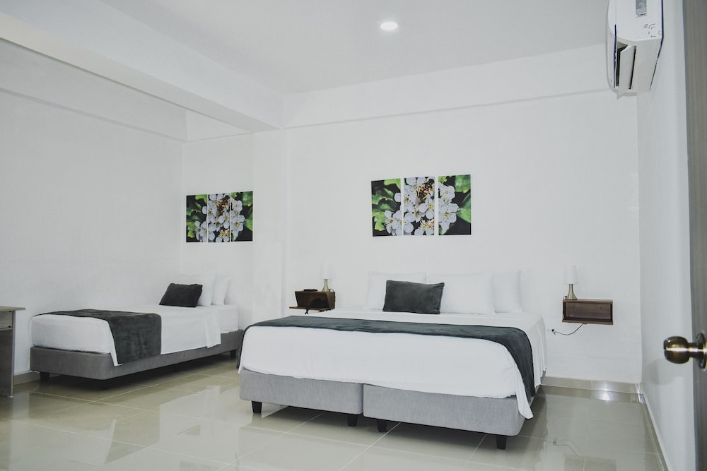Standard Triple Room photo 2