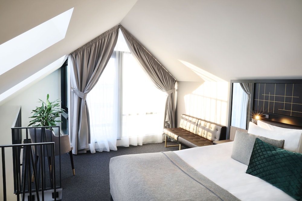 Superior Suite photo 1