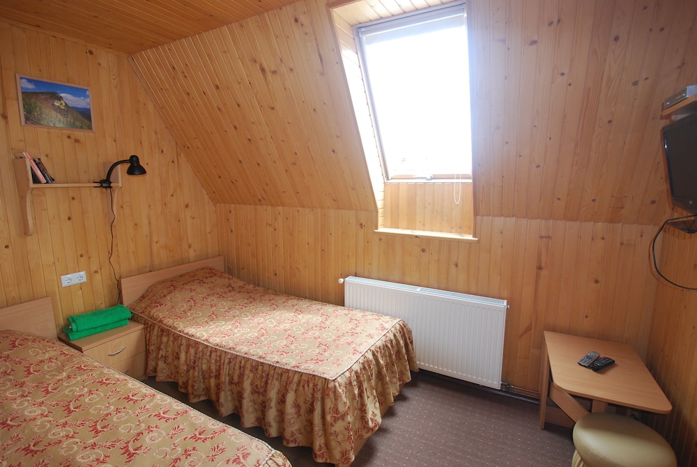 Standard Twin Room photo 2