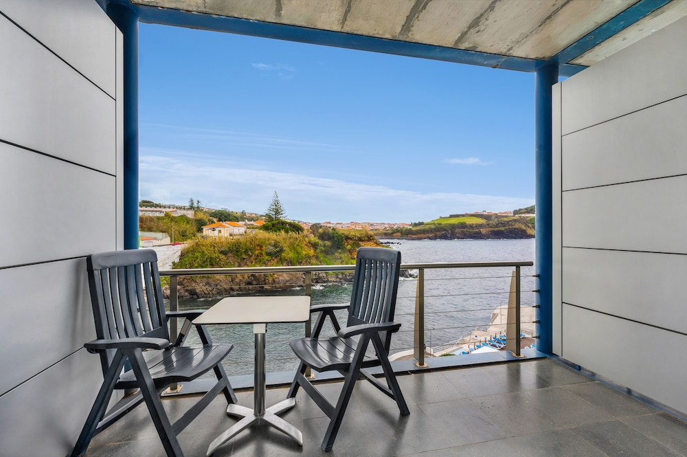 Suite, 1 Double Bed, Sea View - Photo 11