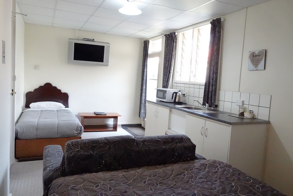 Standard Twin Room photo 1