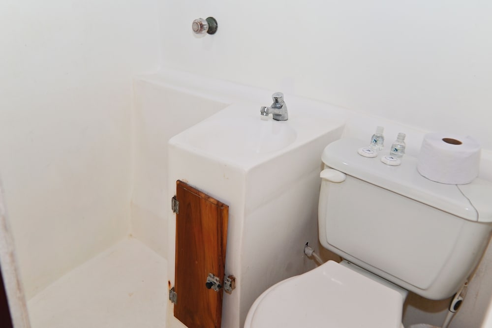 Basic Bungalow photo 2