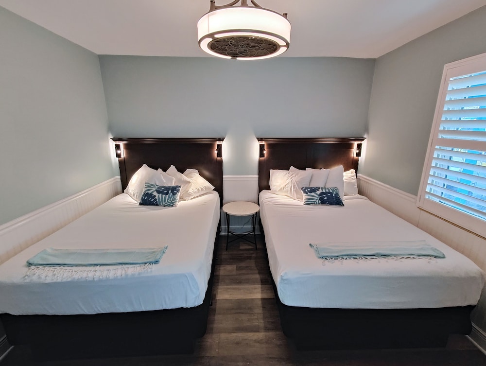 Family Suite, 2 Bedrooms, Courtyard View photo 1