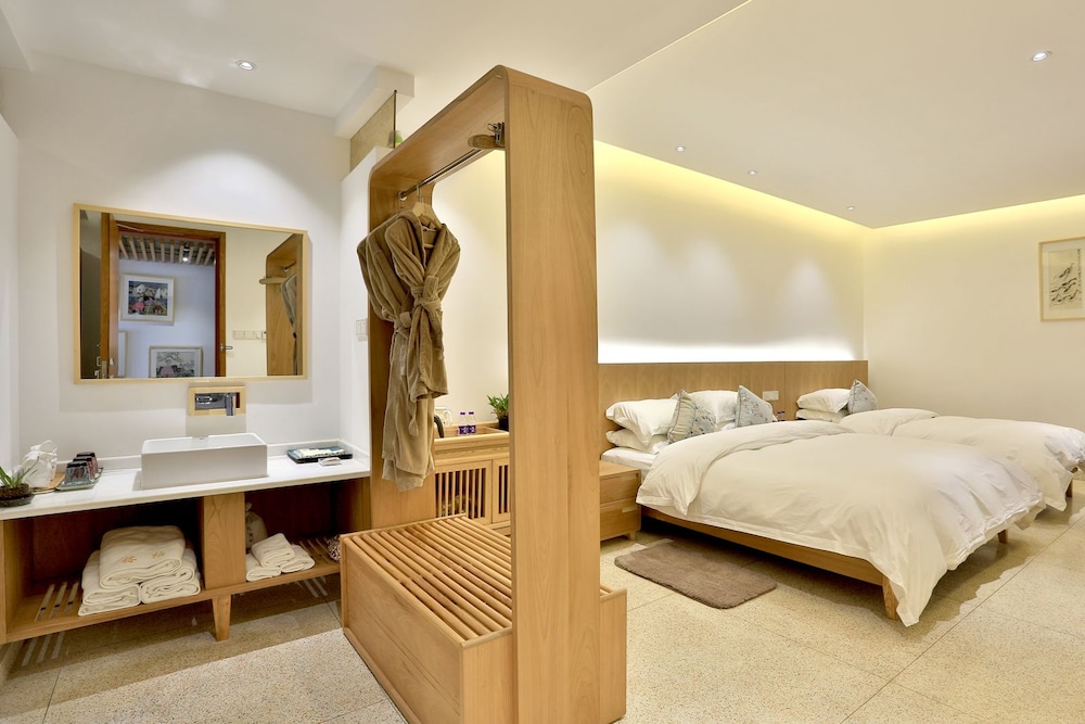 Deluxe Triple Room (Fu Yuan)