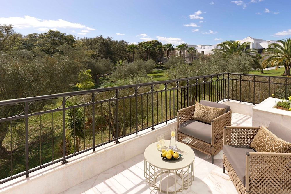 Suite, 1 Bedroom, Garden View - Photo 10