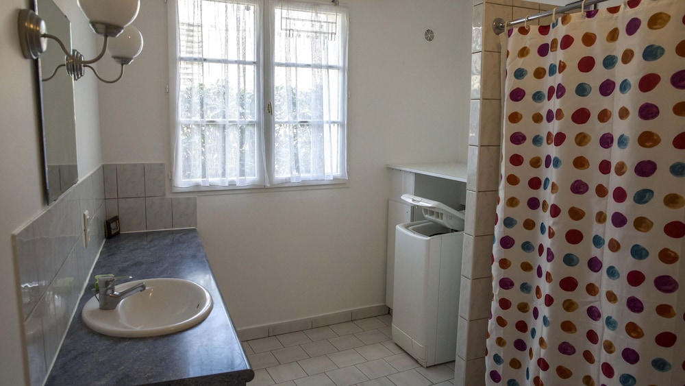 Family Apartment photo 2