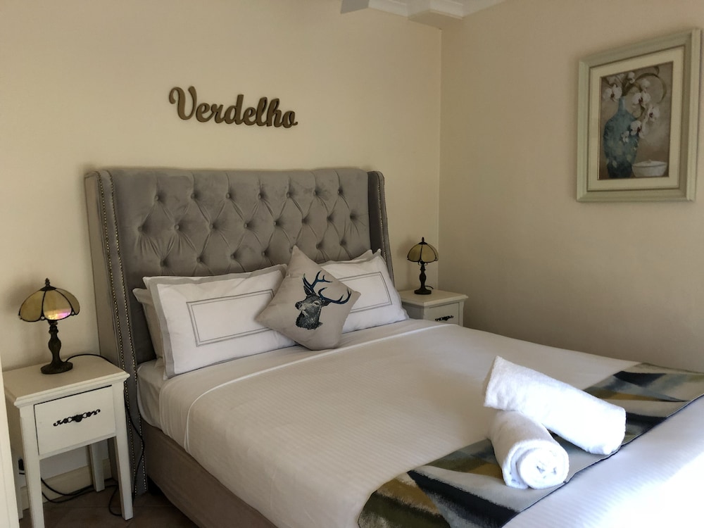 2 Bedroom Garden View (Verdlho) - Photo 6