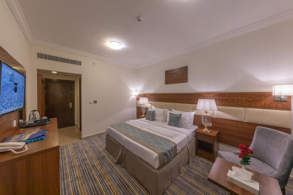 Basic Double Or Twin Room - Photo 8