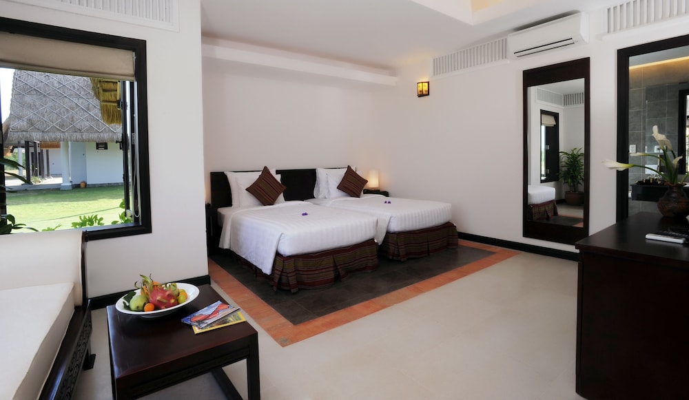 Signature Room photo 2