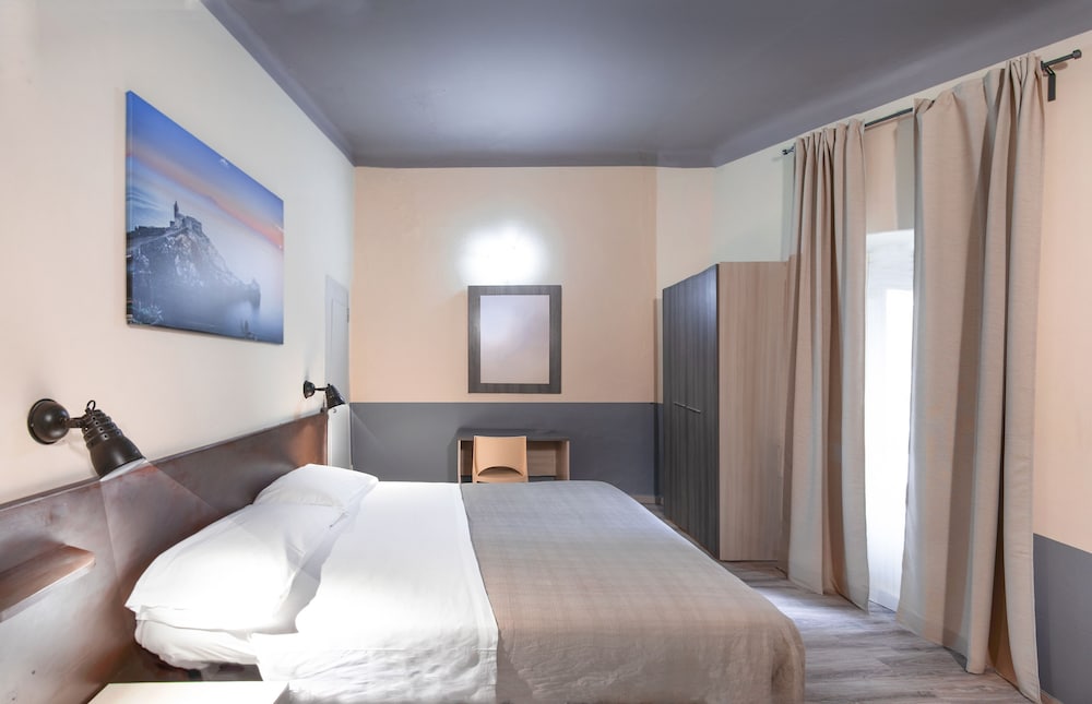 Double Room - Photo 14
