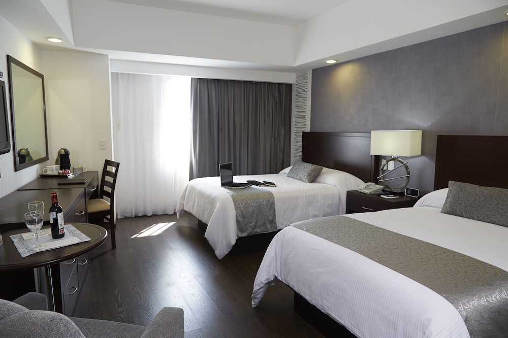 Executive Double Room - Photo 13