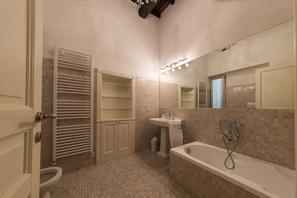 Exclusive Room photo 2