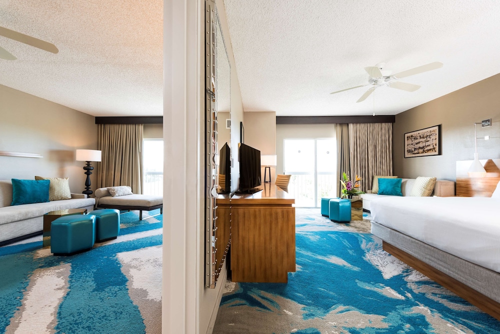 Room, Balcony, Pool View - Photo 9
