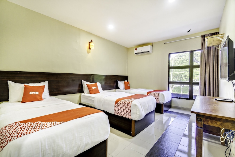Deluxe Triple Room - Photo 1