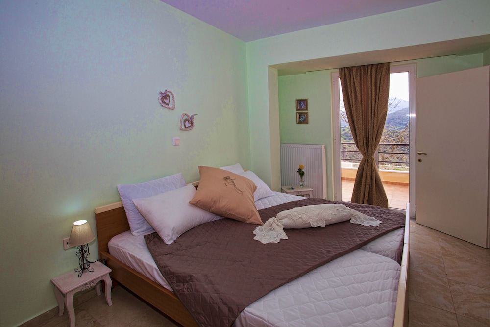 Apartment, 1 Bedroom, Balcony, Pool View