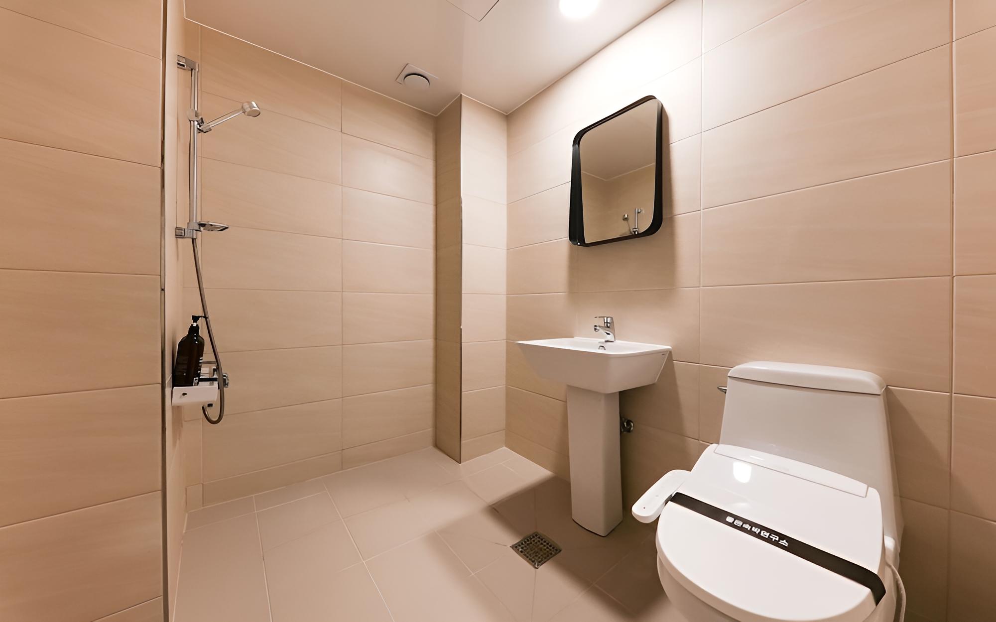 Room (Standard room) - Photo 4
