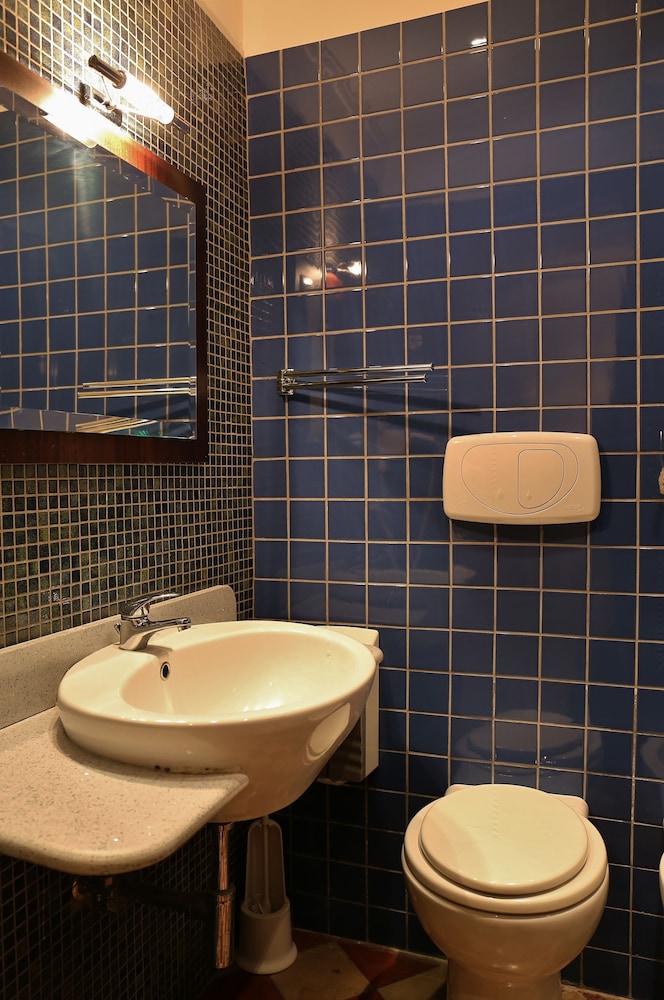 Triple Room - Photo 20