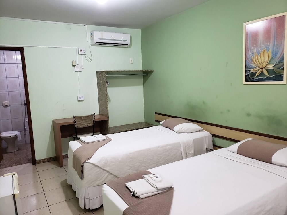 Twin Room - Photo 5