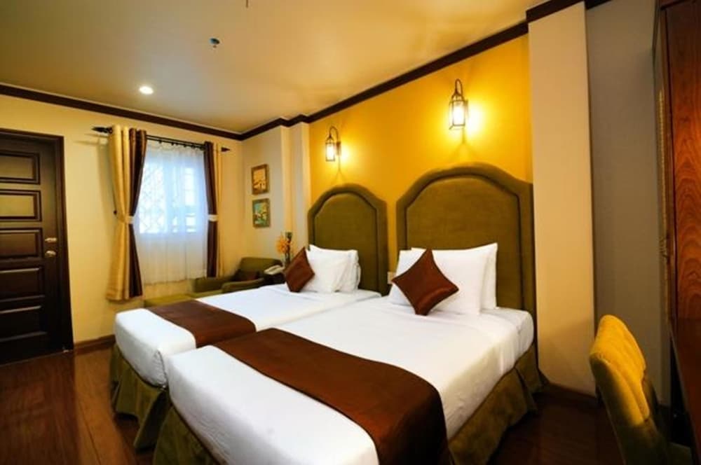 Deluxe Double or Twin Room photo 2