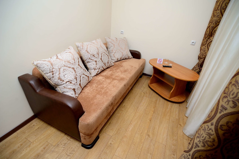 Suite, 2 Bedrooms photo 2