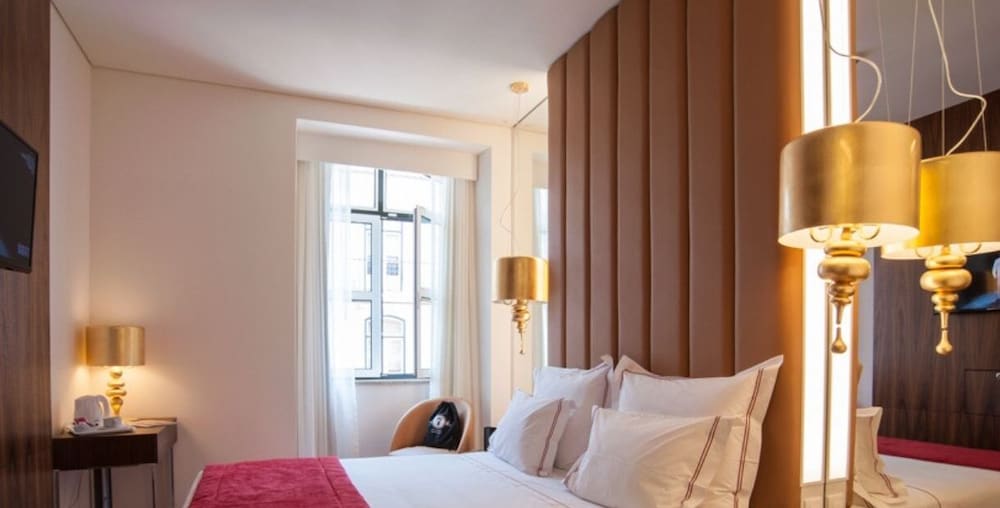 Available room