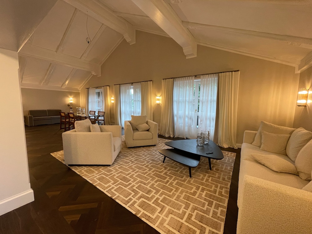Luxury Studio Suite, 1 Bedroom, Balcony, Mountain View, photo 6