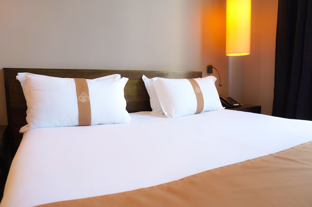 Suite - Photo 6