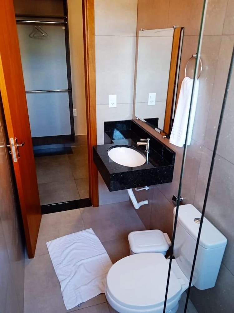 Quadruple Room - Photo 4